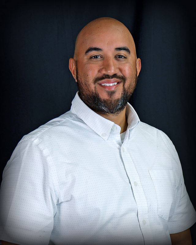 Portrait of Tony Saenz