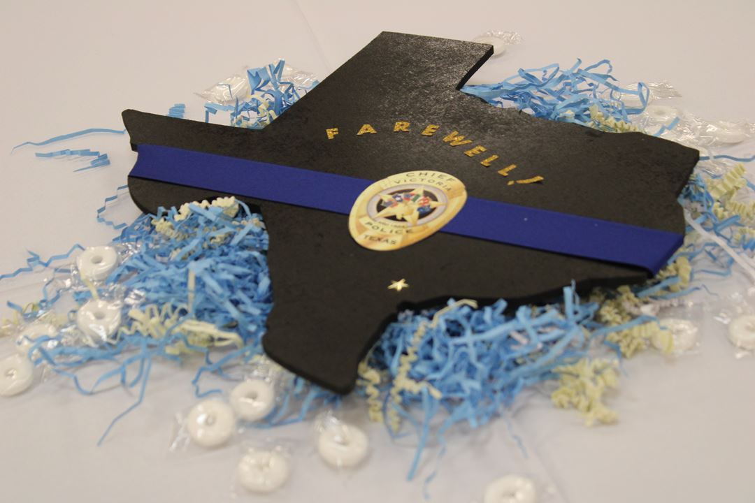 Texas table centerpiece with police logo